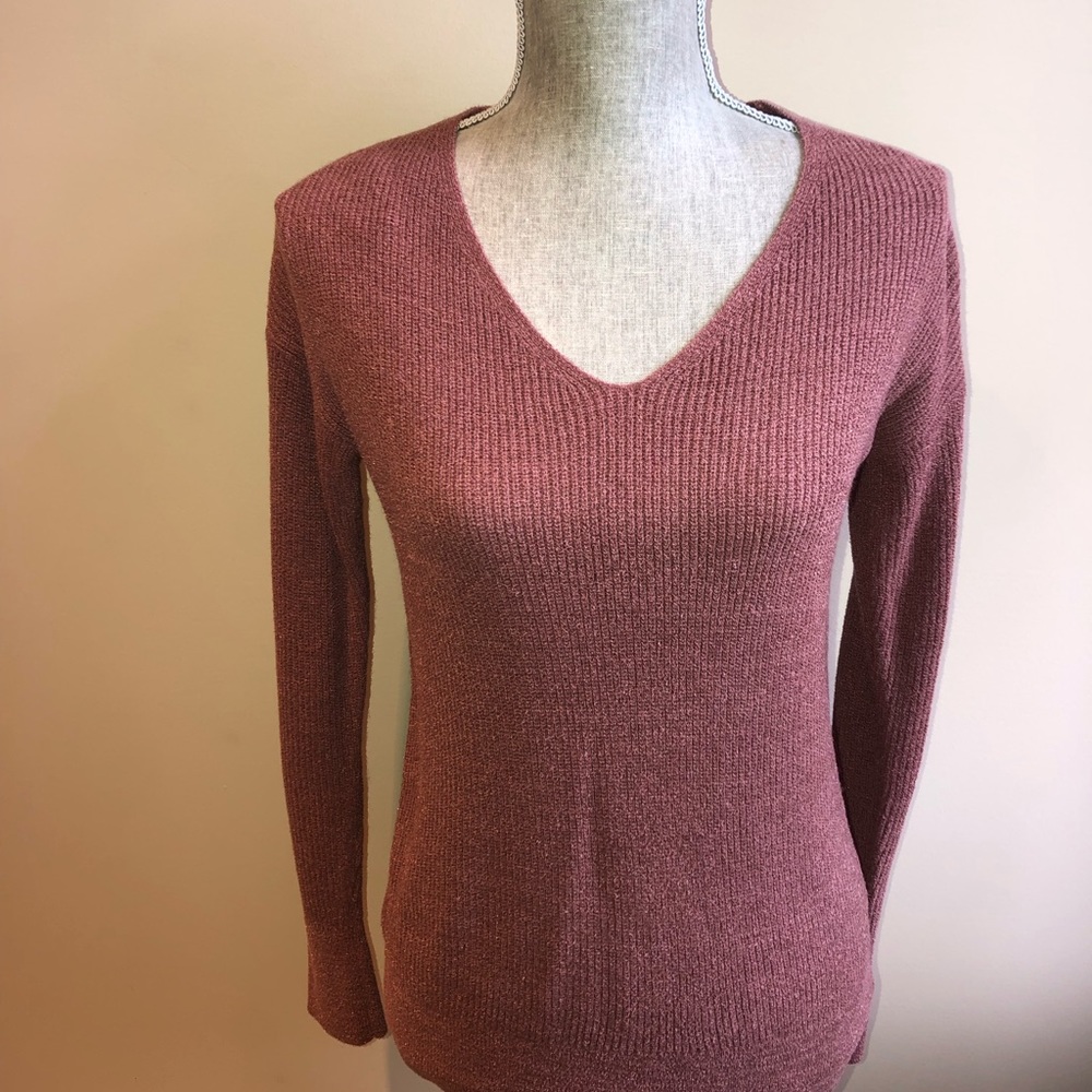 Dynamite ribbed sweater with detail